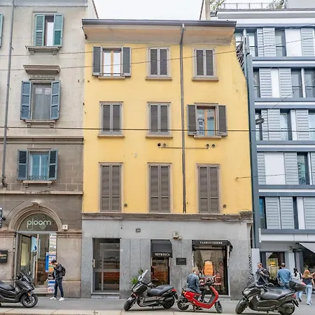 Ap6 Appartamento In Zona Duomo Milan Exterior photo